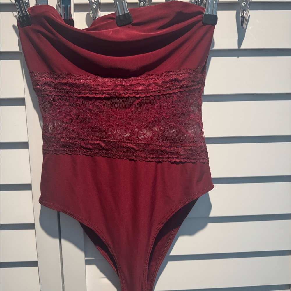 Fashion Nova Wine Strapless Lace Bodysuit